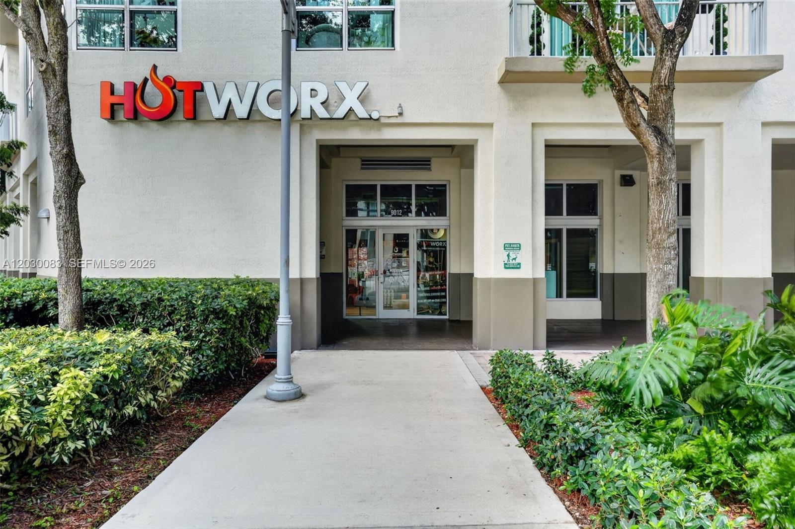 9012 S Dadeland Blvd Property Photo 22