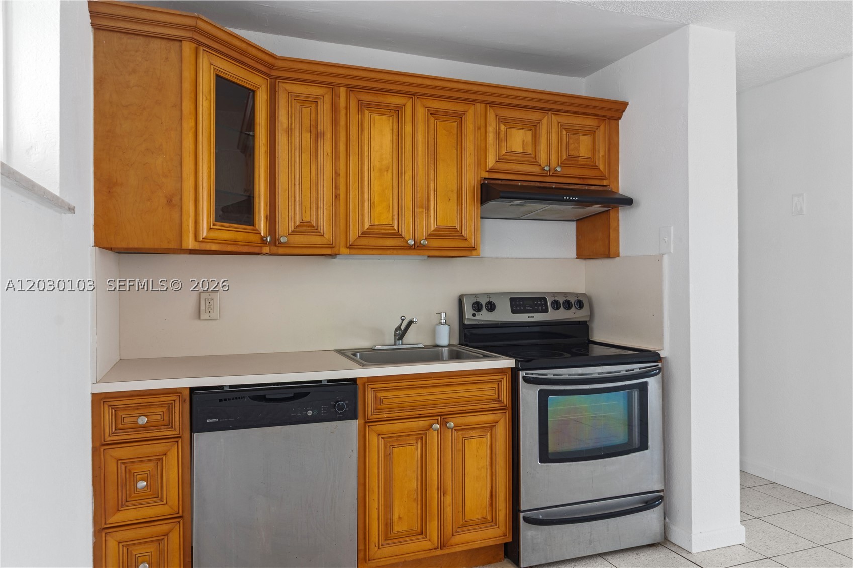 1750 James Ave 9c Property Photo 5