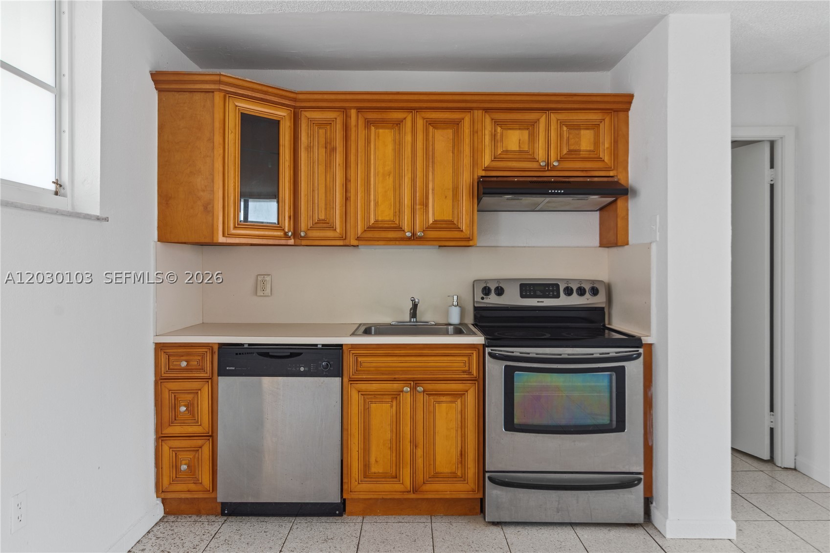 1750 James Ave 9c Property Photo 6
