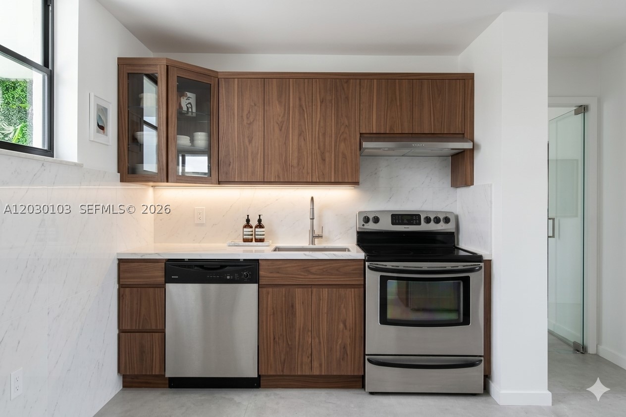1750 James Ave 9c Property Photo 18