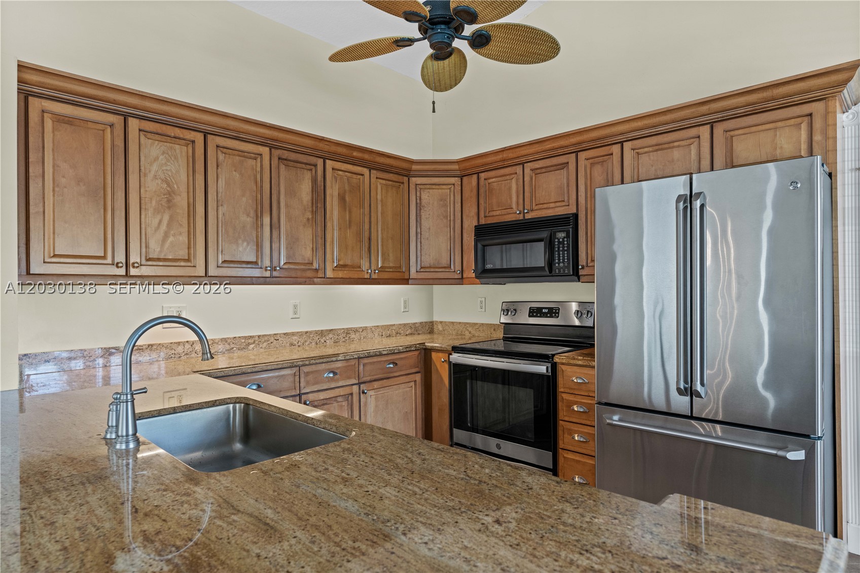132 Wandering Trl Property Photo 3