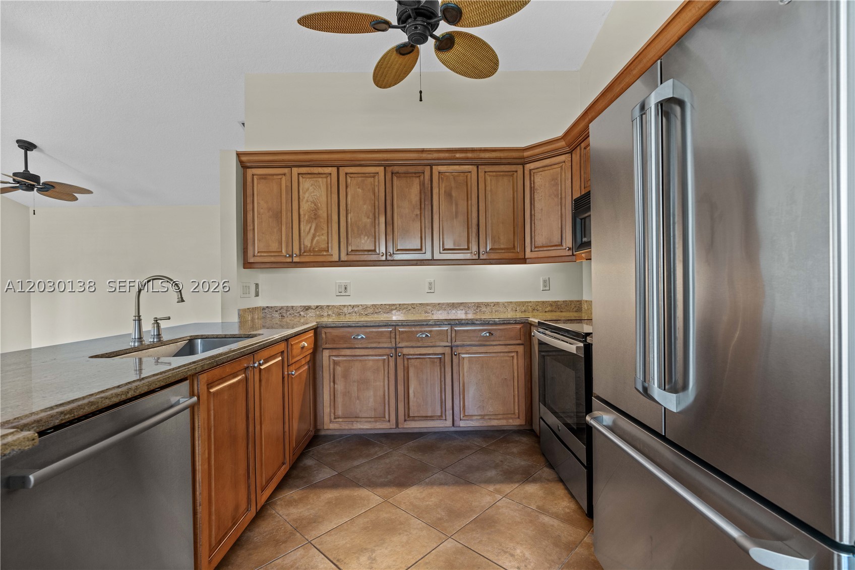 132 Wandering Trl Property Photo 6