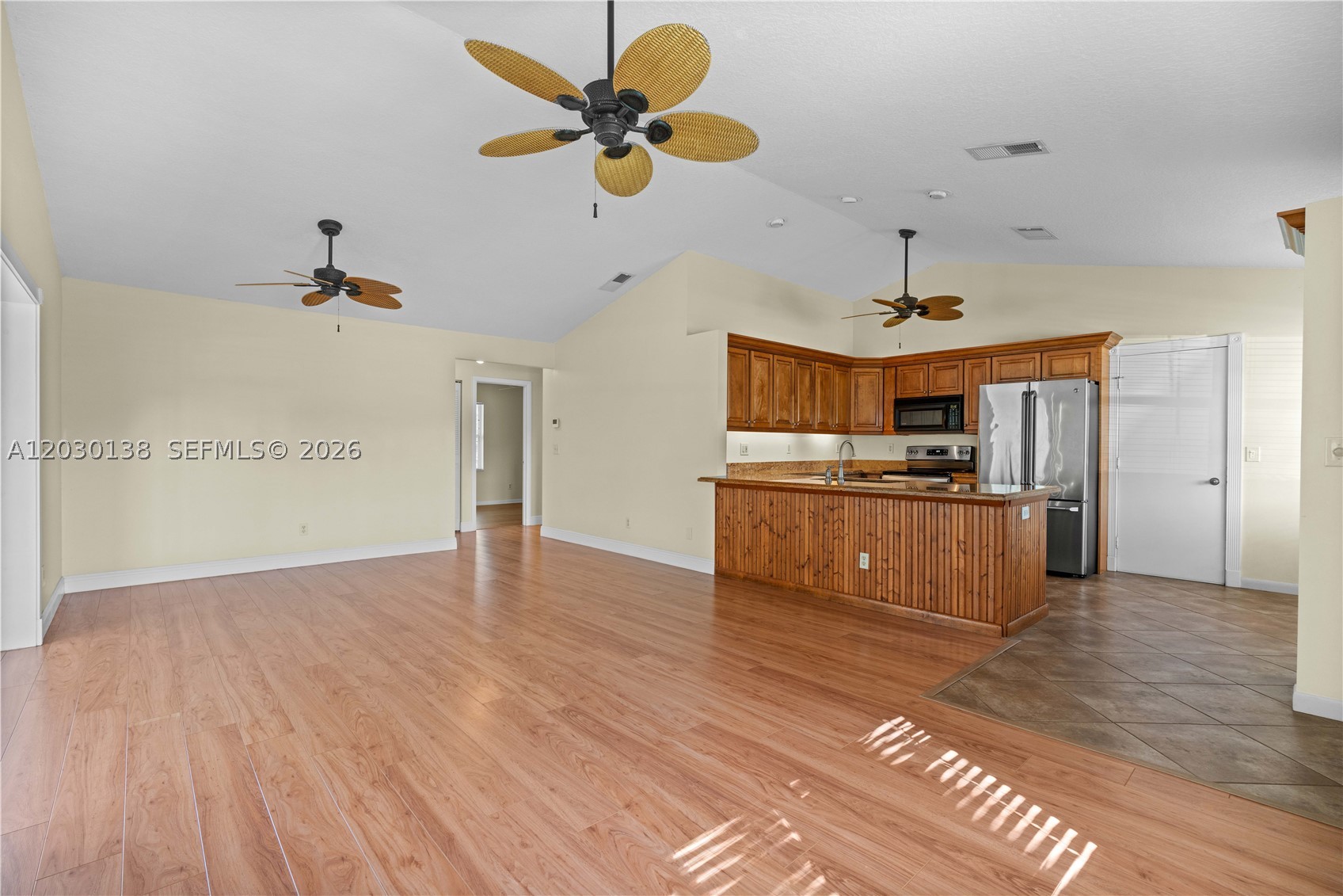 132 Wandering Trl Property Photo 18