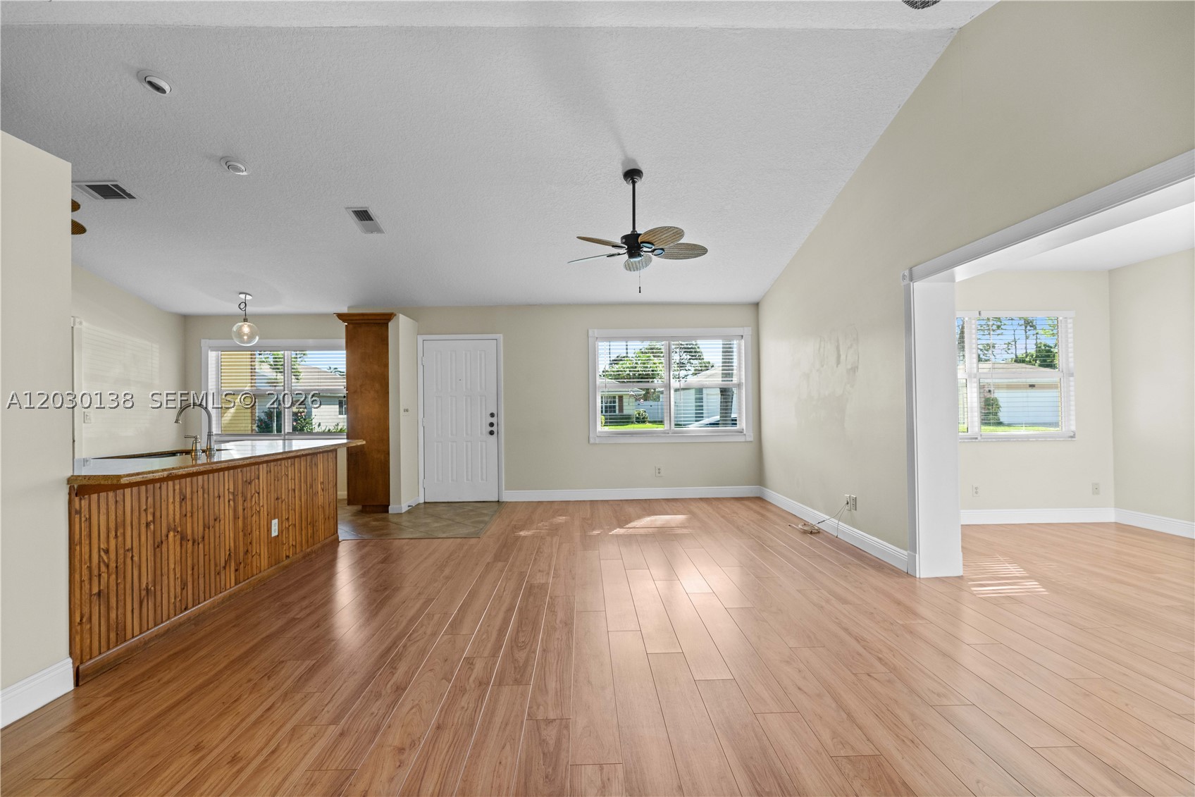 132 Wandering Trl Property Photo 21