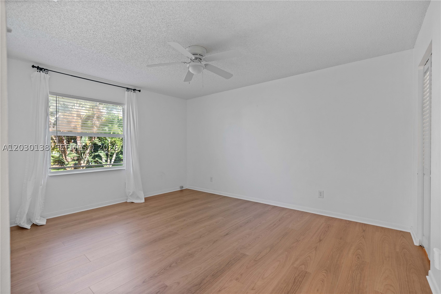 132 Wandering Trl Property Photo 25