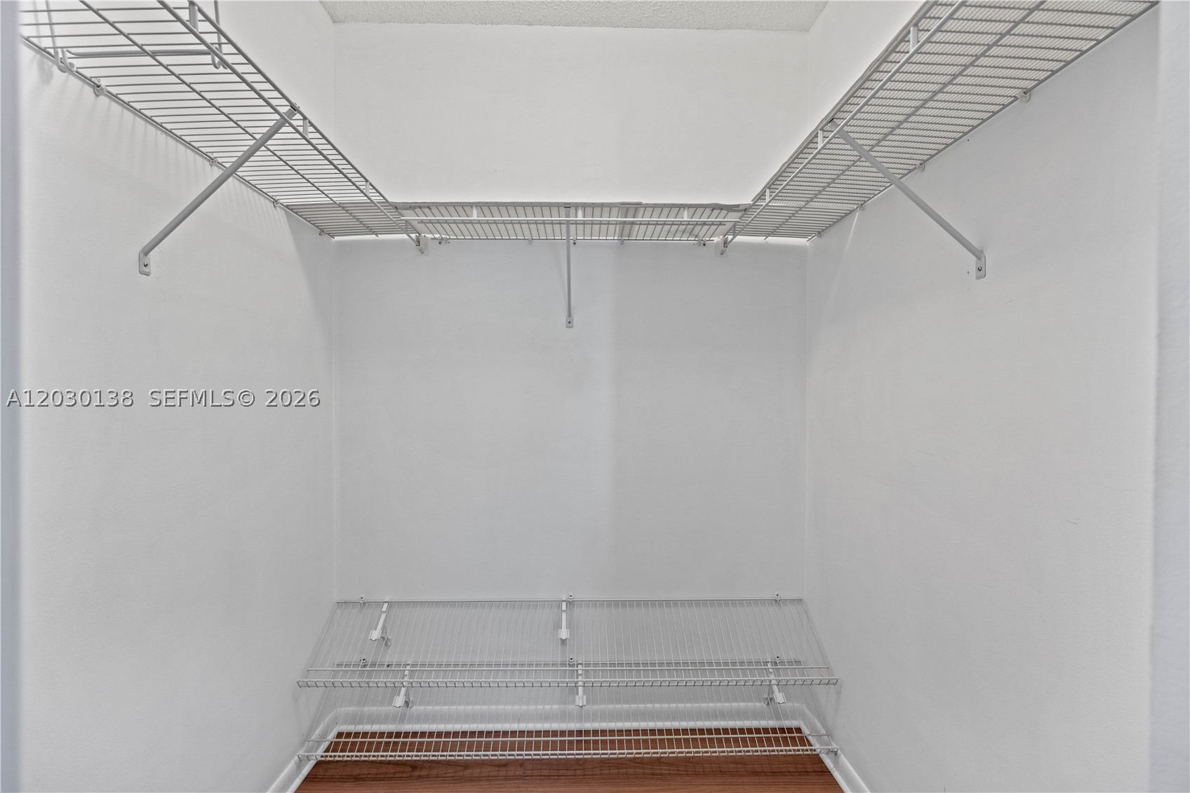 132 Wandering Trl Property Photo 31