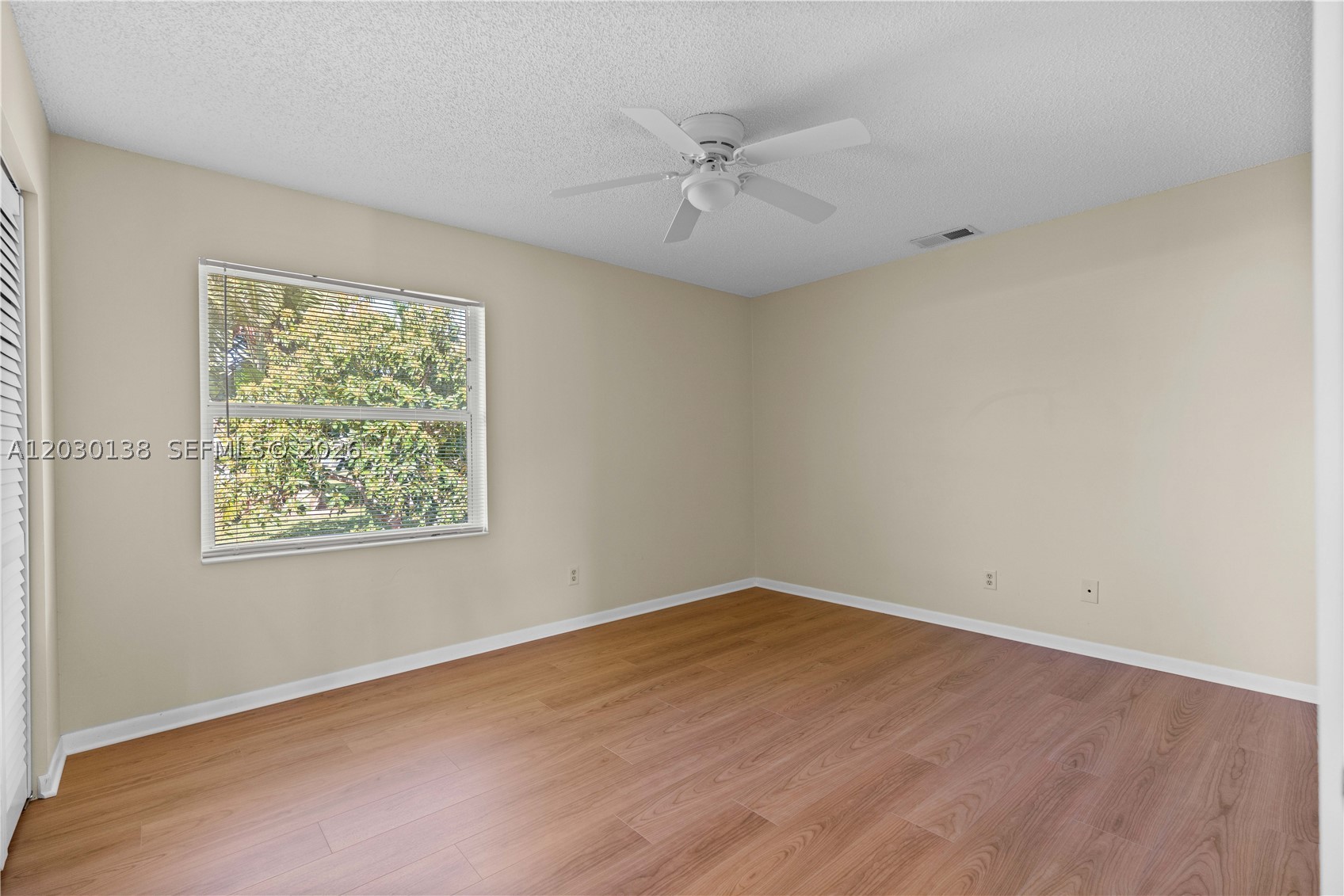 132 Wandering Trl Property Photo 34
