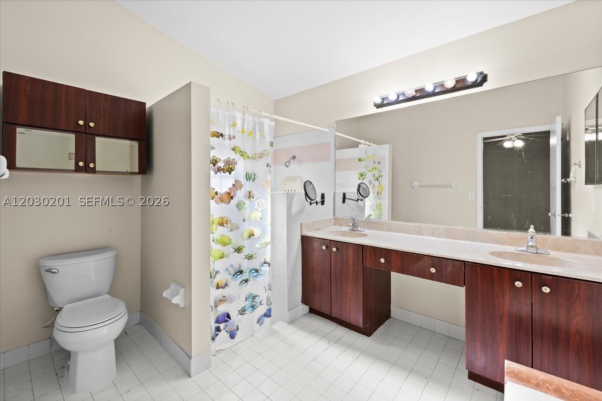 2010 Nw 182nd Ter Property Photo 28