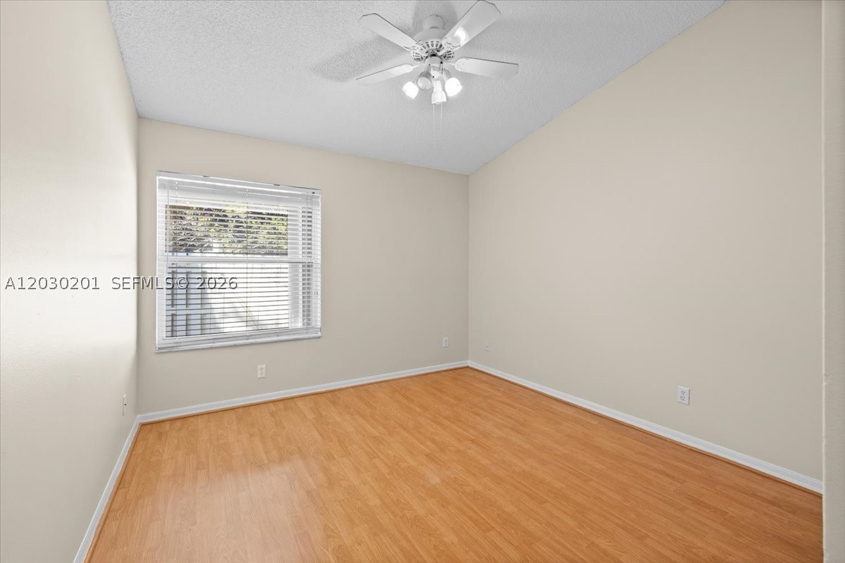 2010 Nw 182nd Ter Property Photo 30
