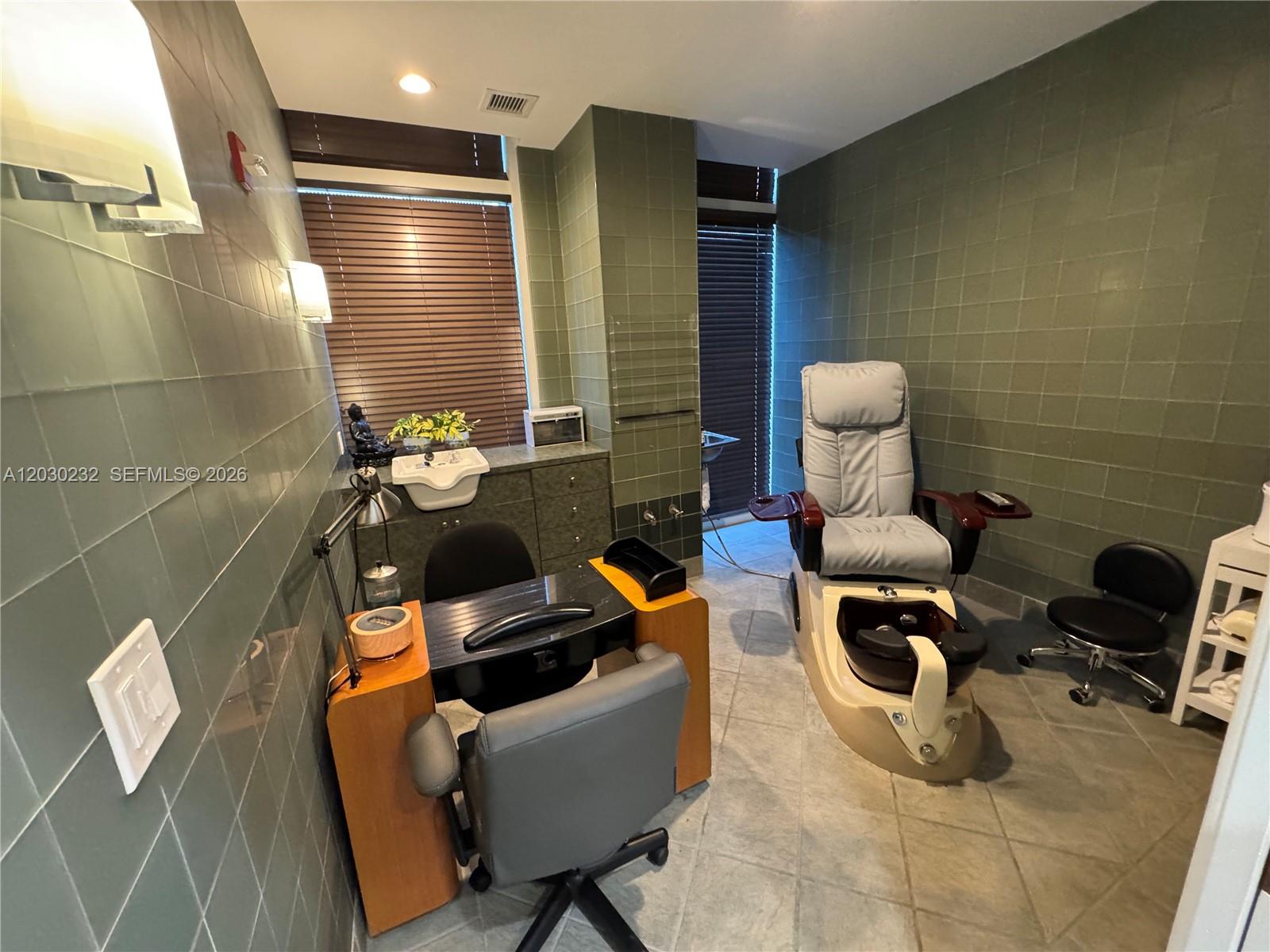 10225 Collins Ave 503 Property Photo 23