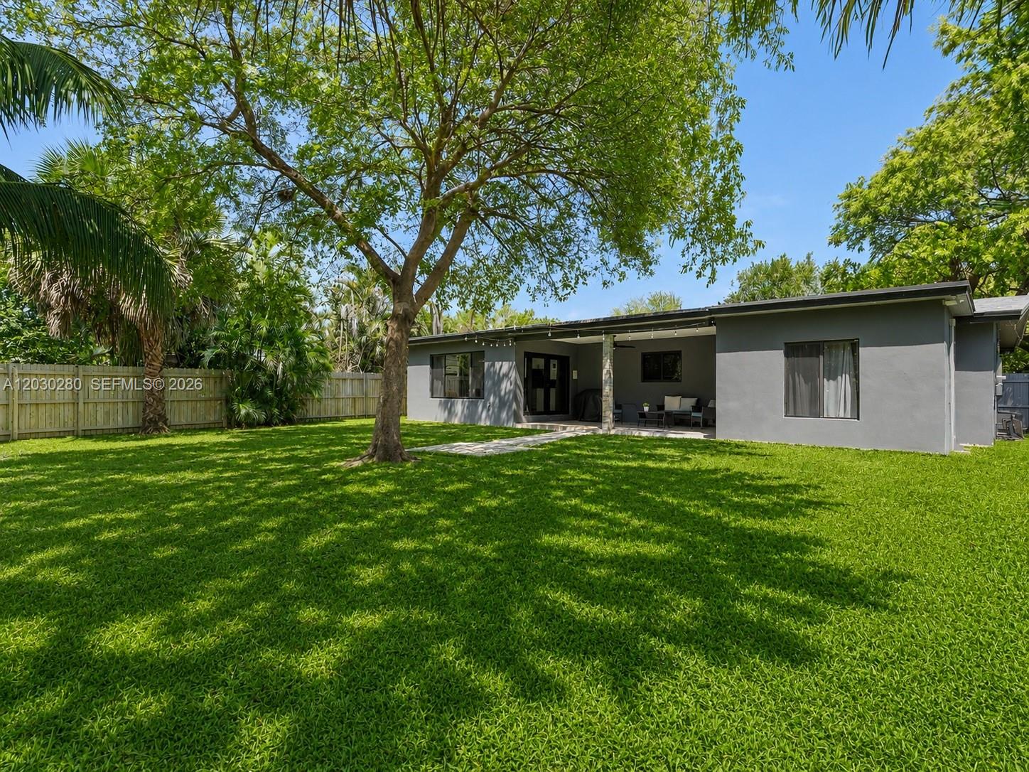 400 Nw 30th Ct Property Photo 33