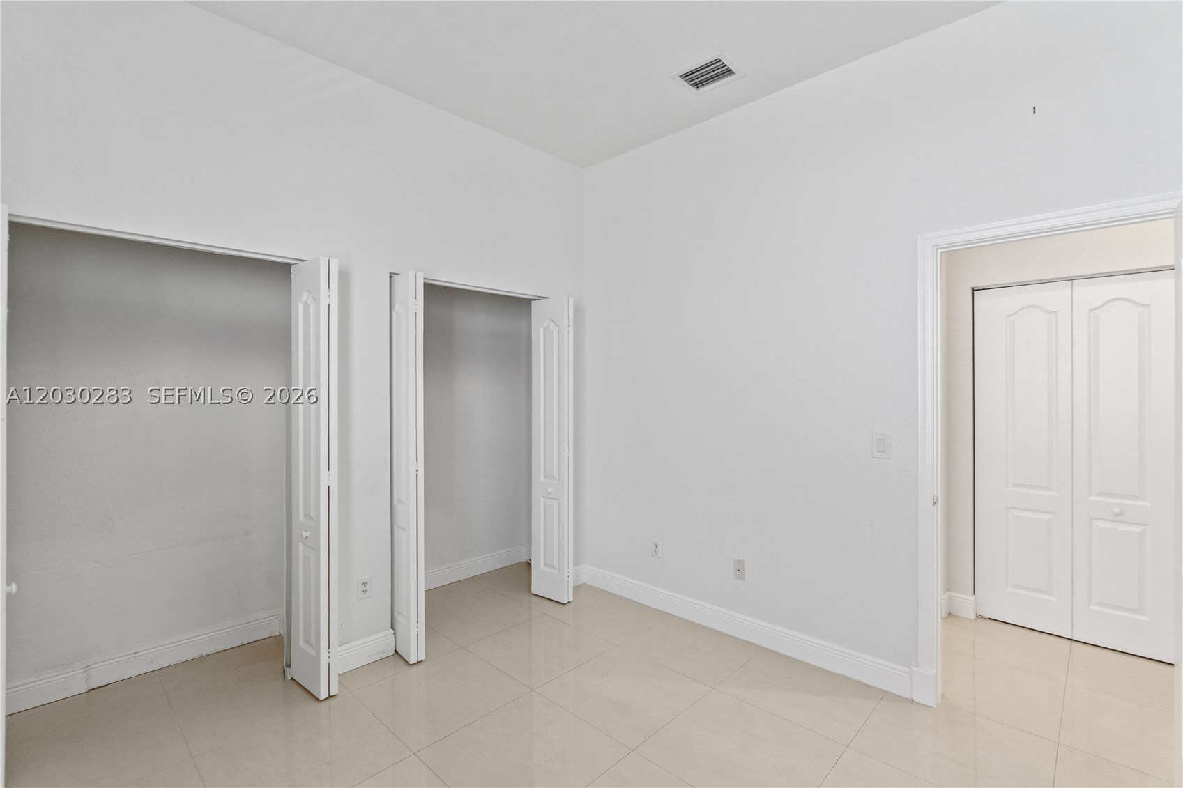 1785 Ne 37th Pl Property Photo 19