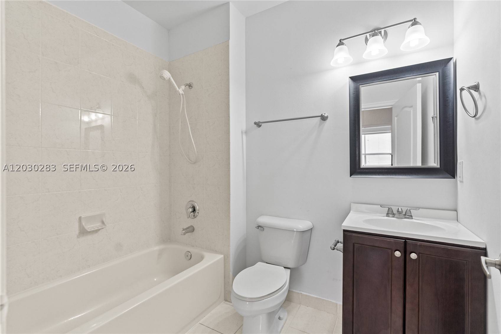 1785 Ne 37th Pl Property Photo 22