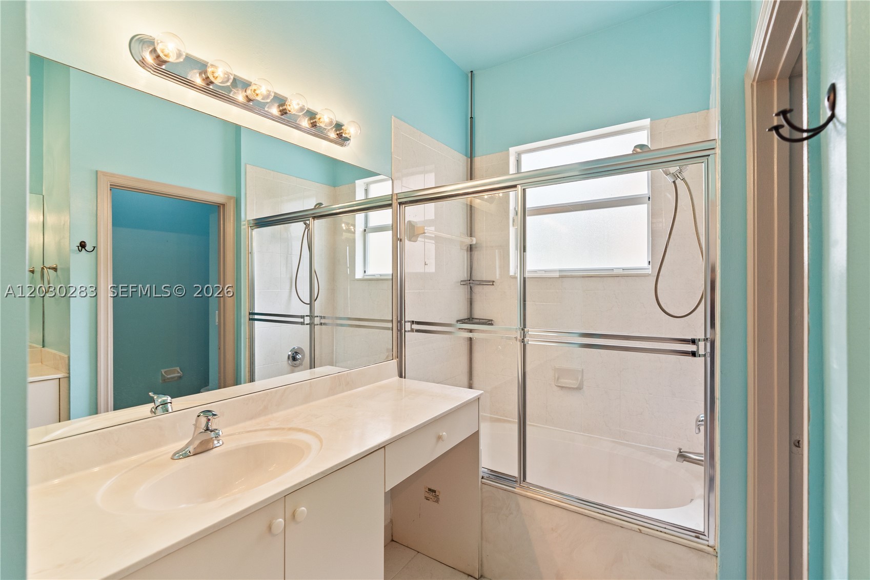 1785 Ne 37th Pl Property Photo 44
