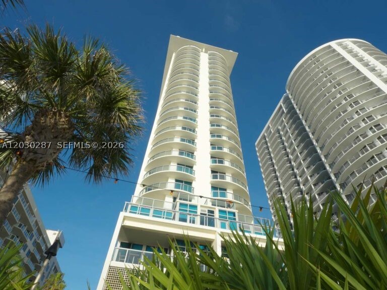 17315 Collins Ave 1406 Property Photo 19