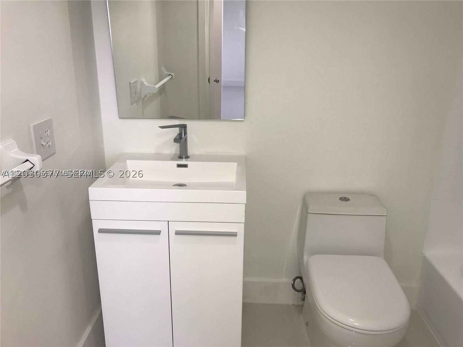 200 178th Dr 702 Property Photo 13