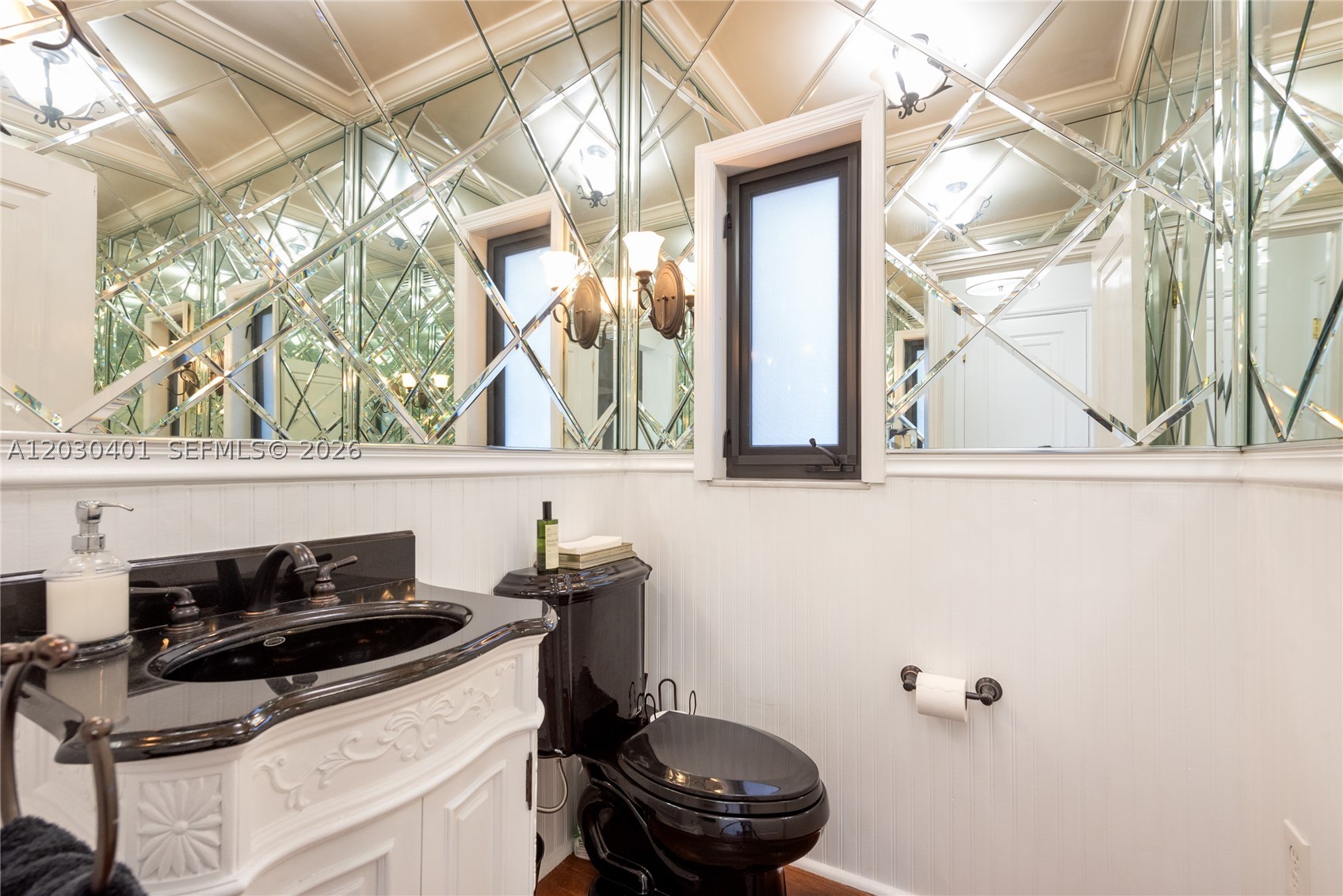 5860 Pine Tree Dr Property Photo 64