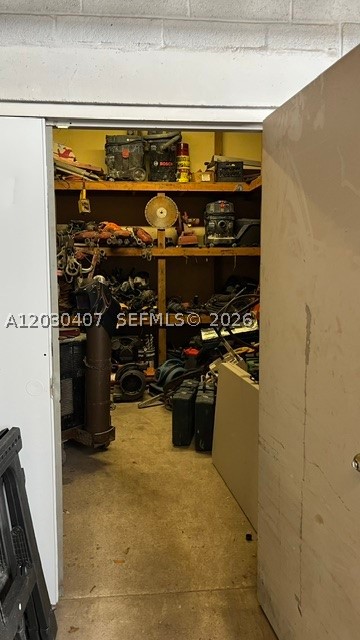2930 Nw 17th Ter Property Photo 38