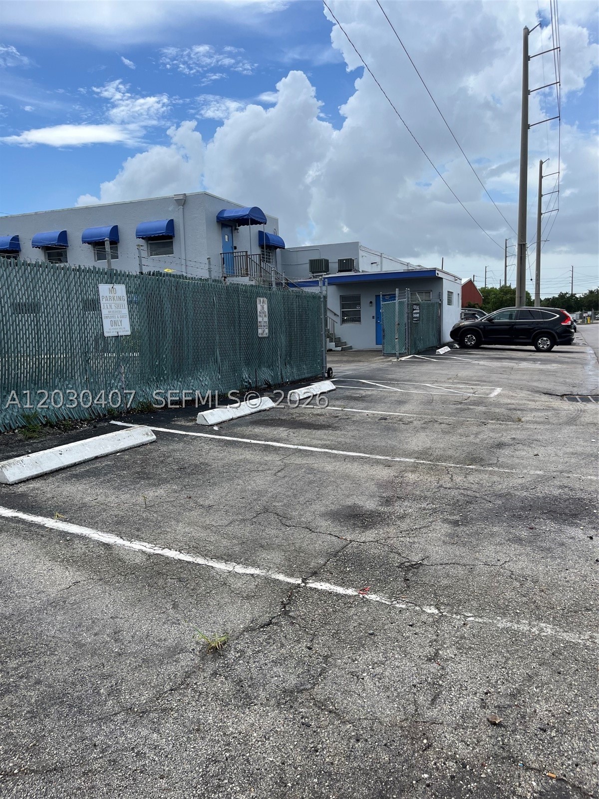 2930 Nw 17th Ter Property Photo 41