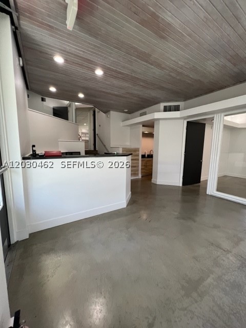 721 Ne 3rd Ave A Property Photo 13