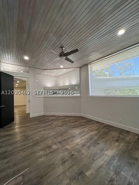 721 Ne 3rd Ave A Property Photo 24