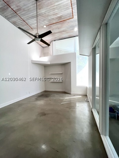 721 Ne 3rd Ave A Property Photo 27