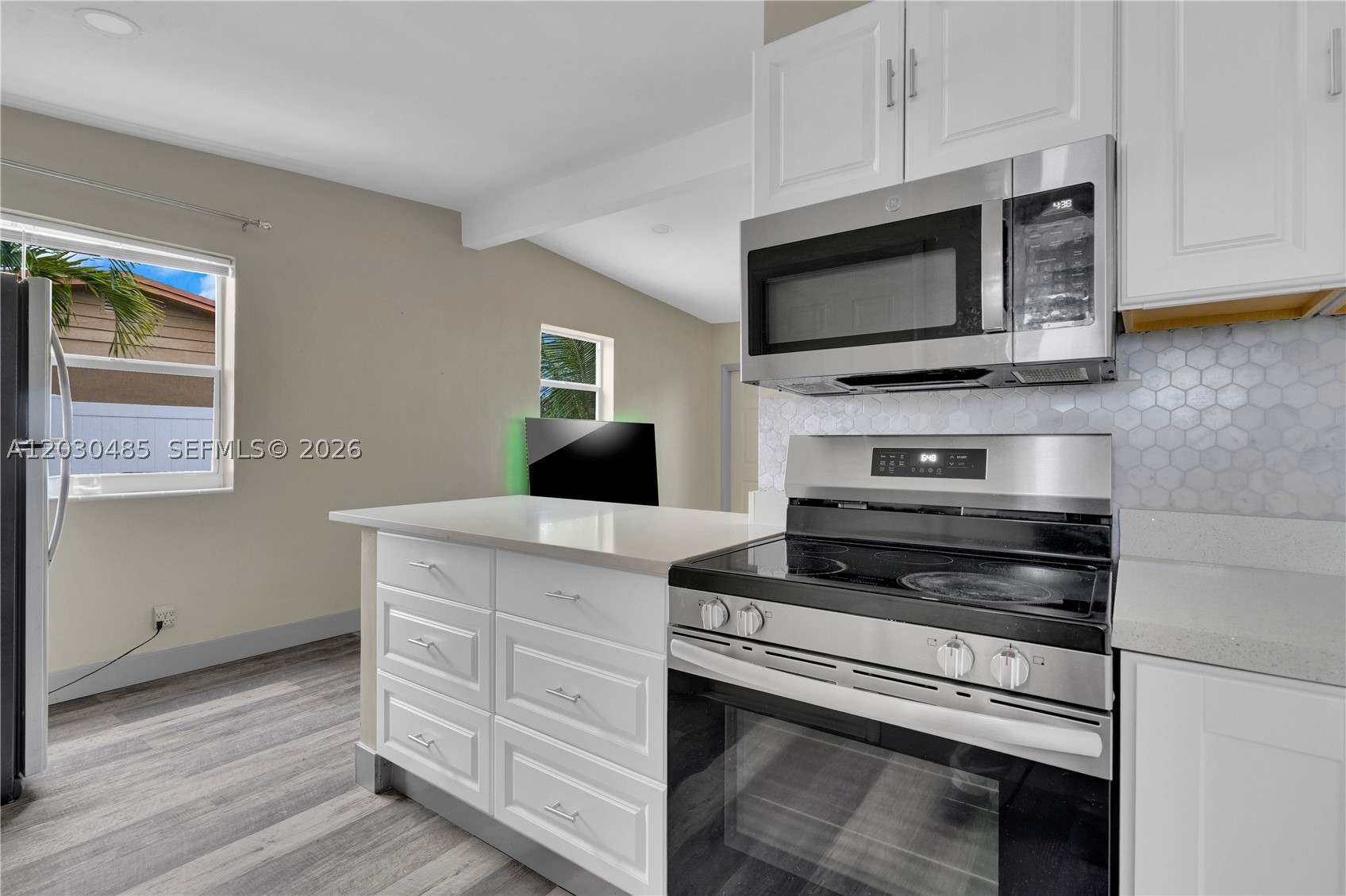 7220 Arthur St Property Photo 12