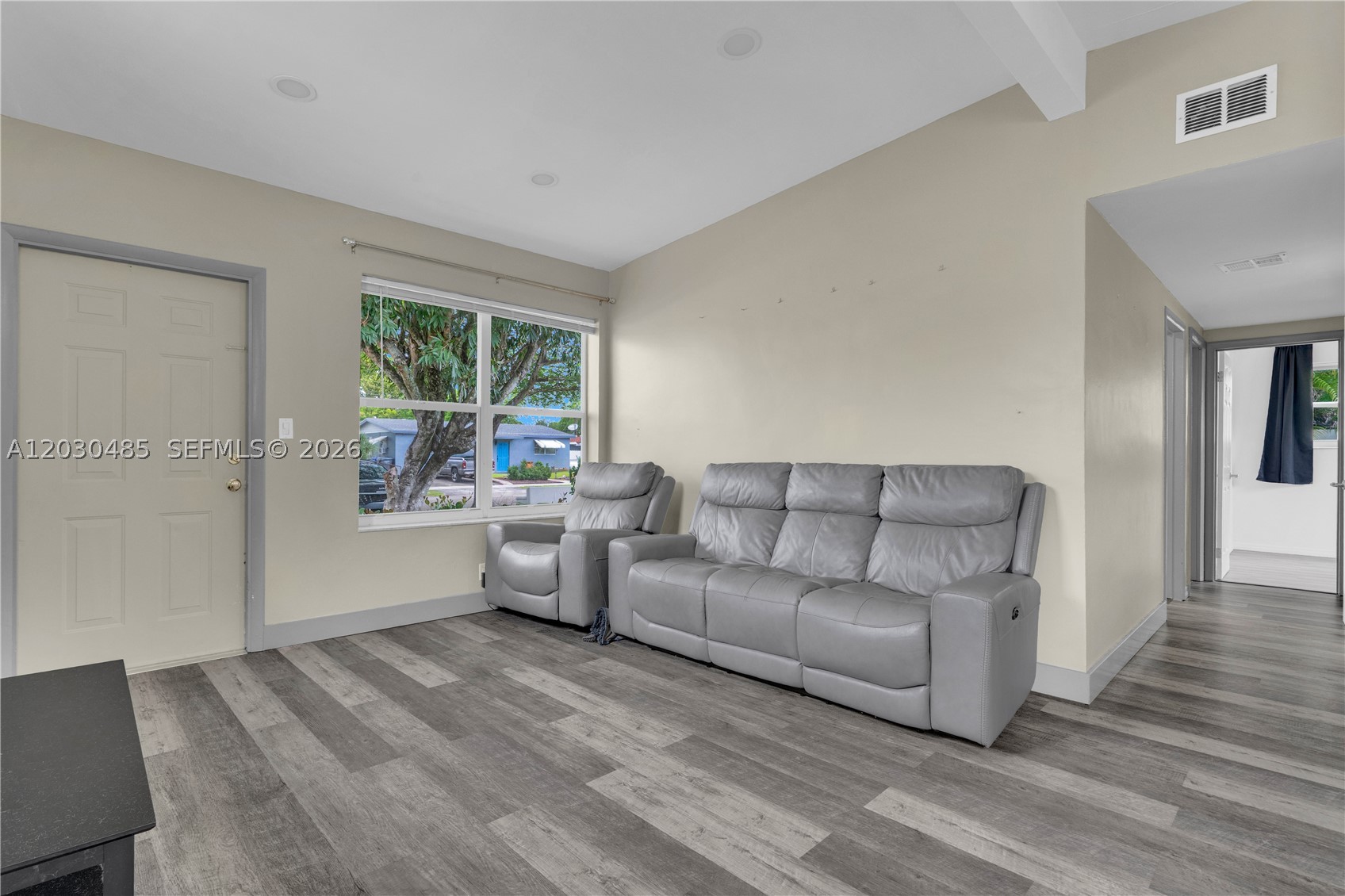 7220 Arthur St Property Photo 13