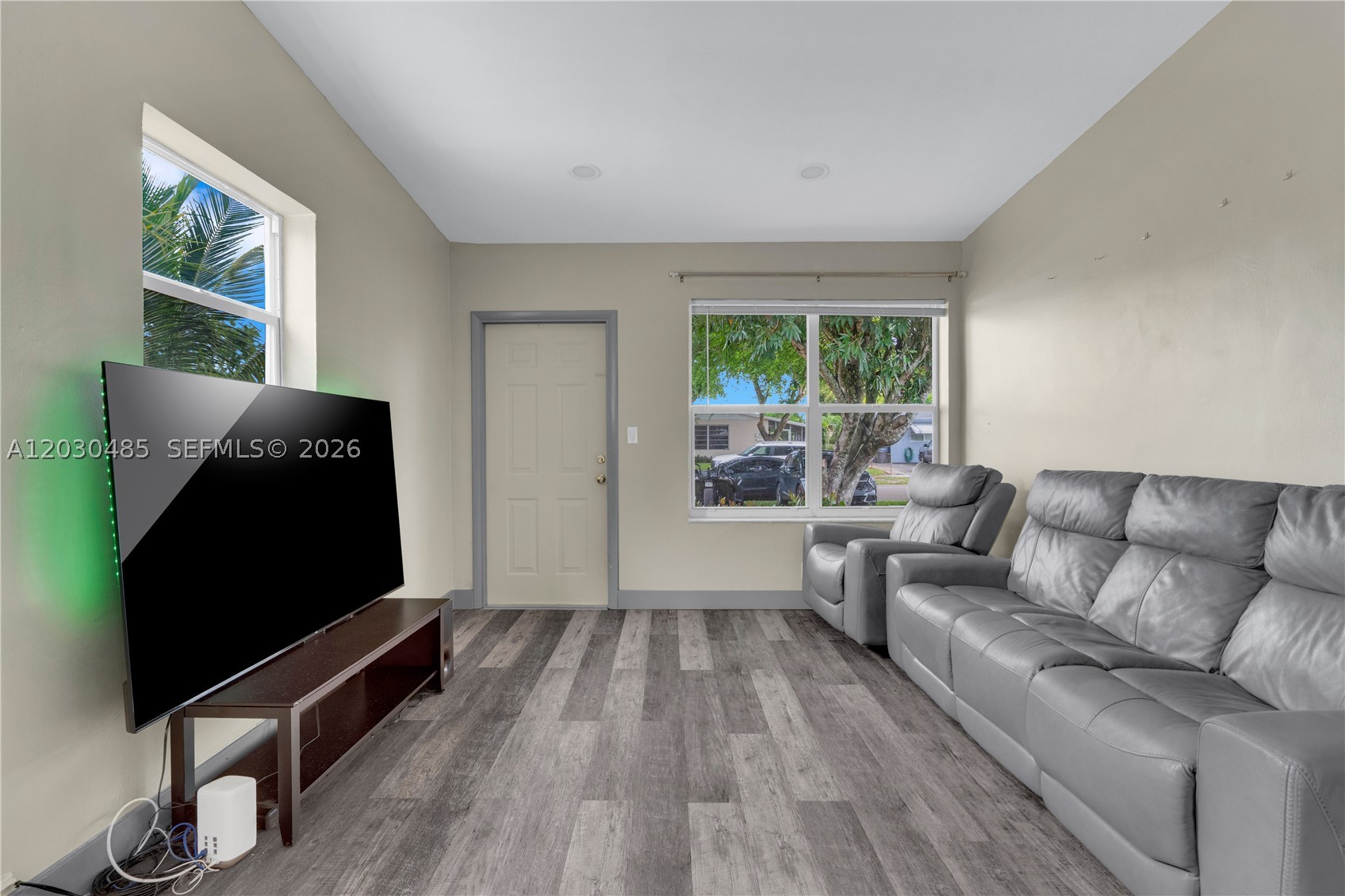 7220 Arthur St Property Photo 14