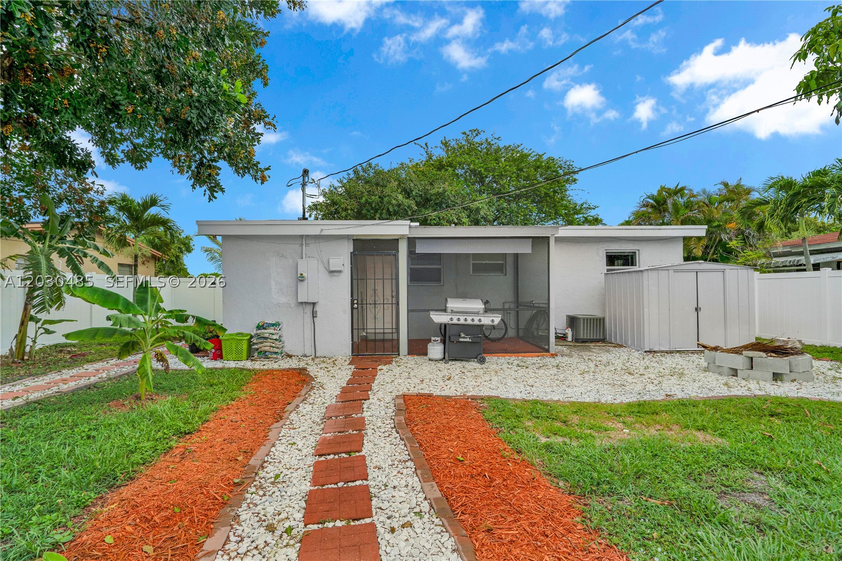7220 Arthur St Property Photo 37