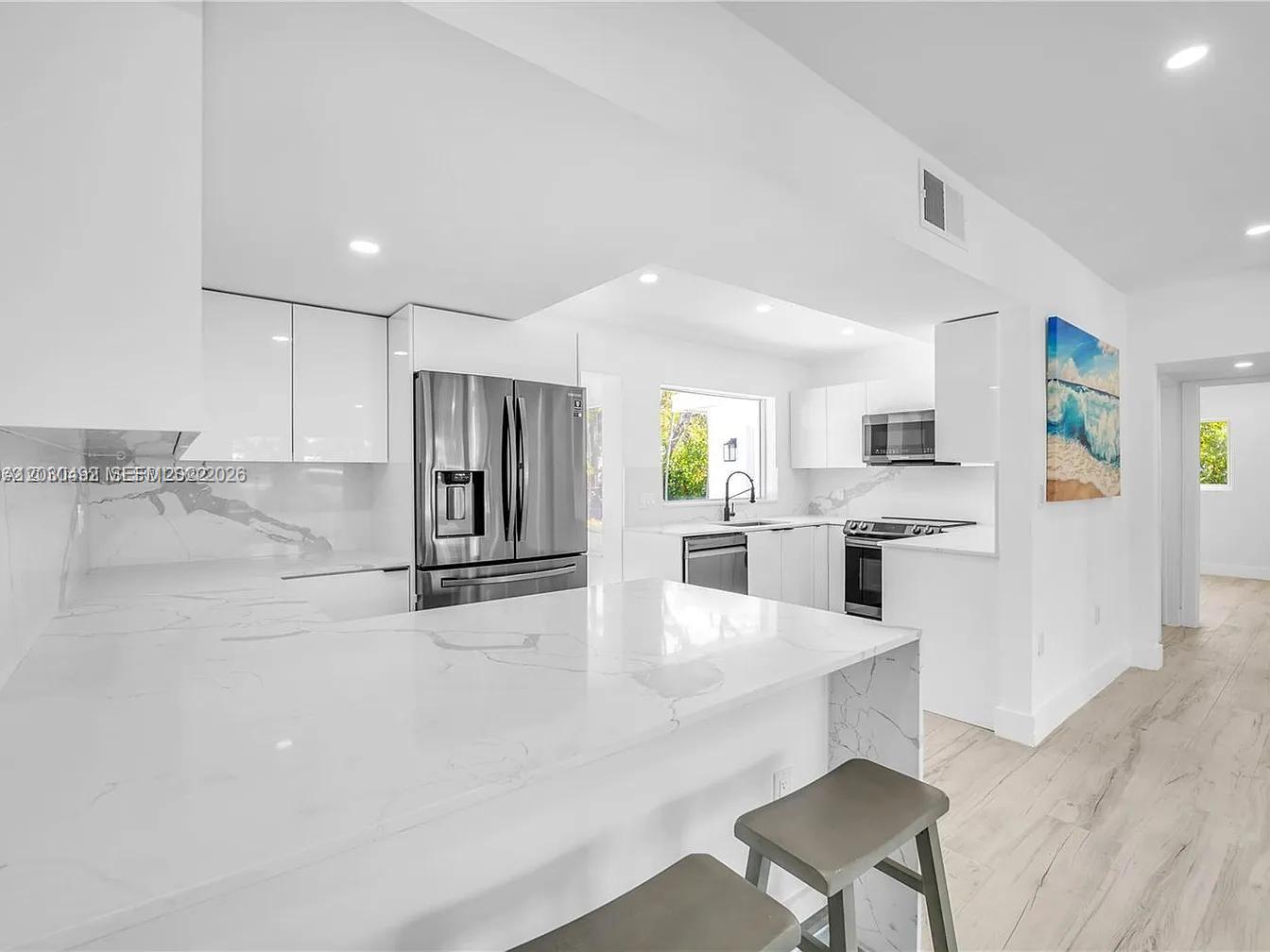 1905 Alamanda Dr Property Photo 9