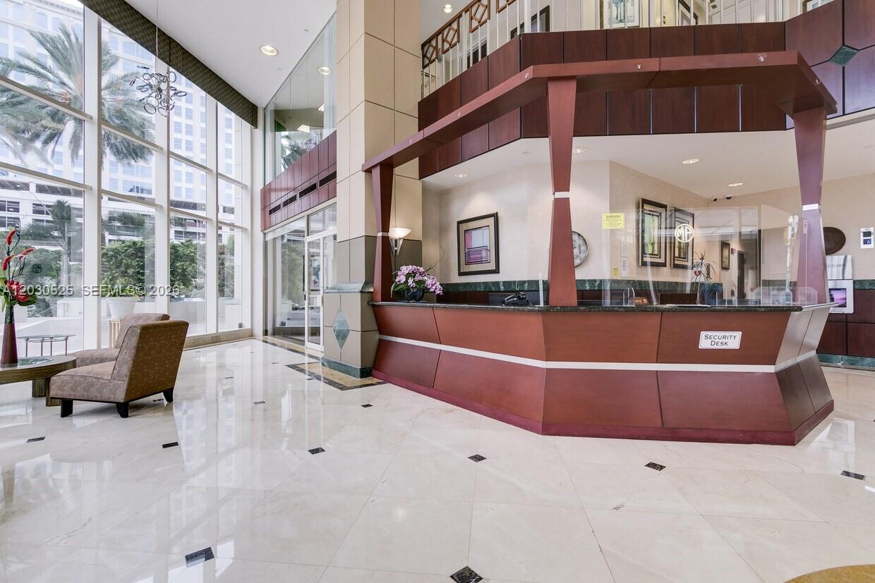 A12030525 Property Photo 5