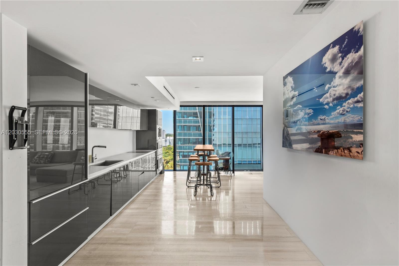 1451 Brickell Ave 1706 Property Photo 9