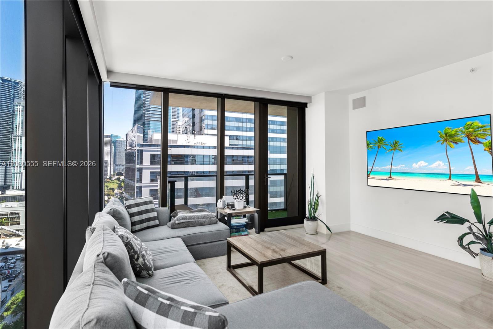 1451 Brickell Ave 1706 Property Photo 11