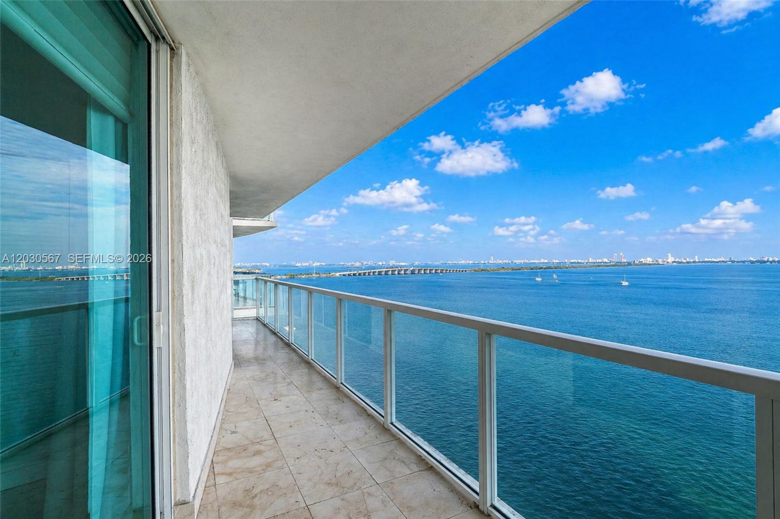 665 NE 25th St 1202