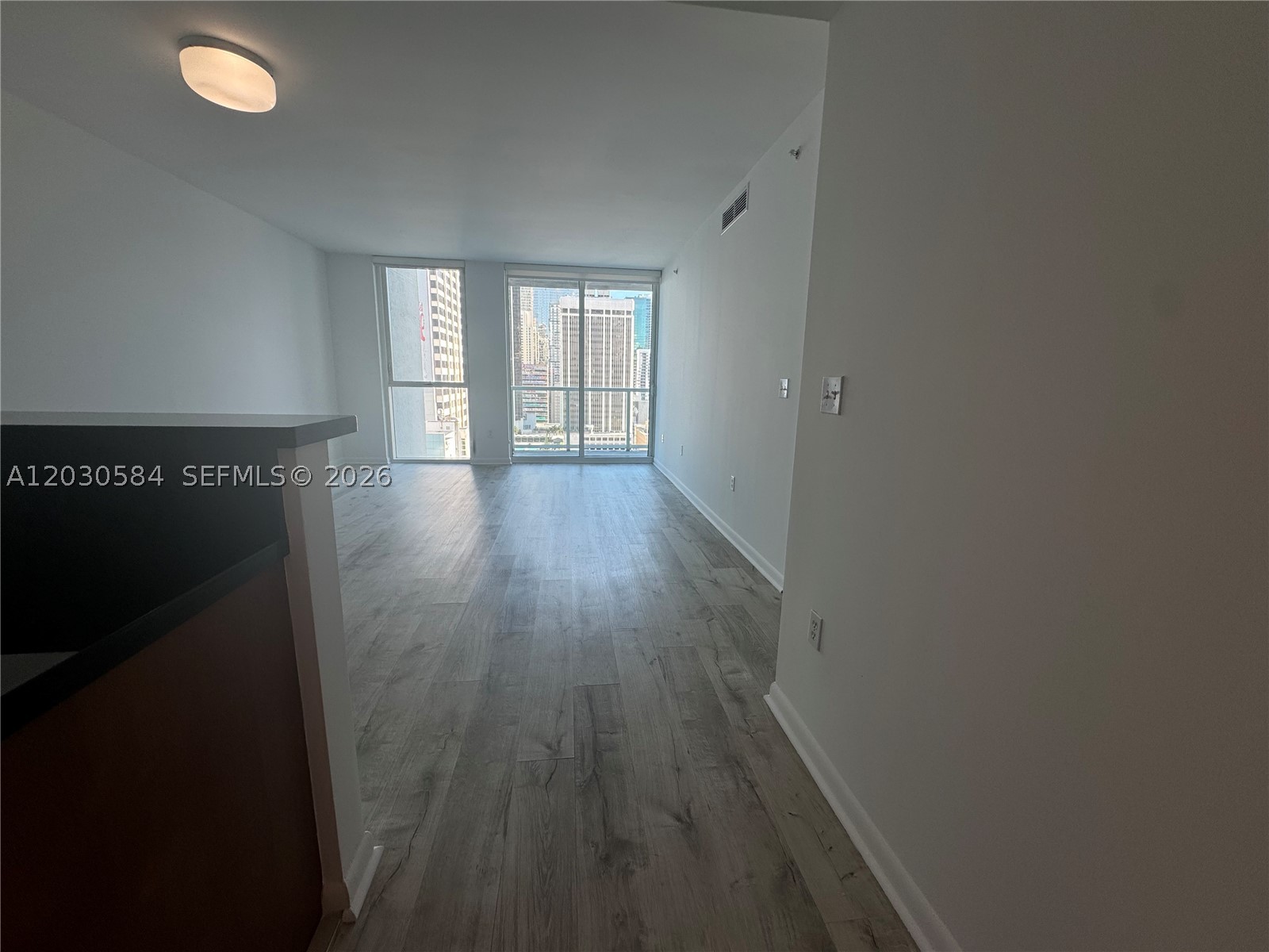244 Biscayne Blvd 2105 Property Photo 4