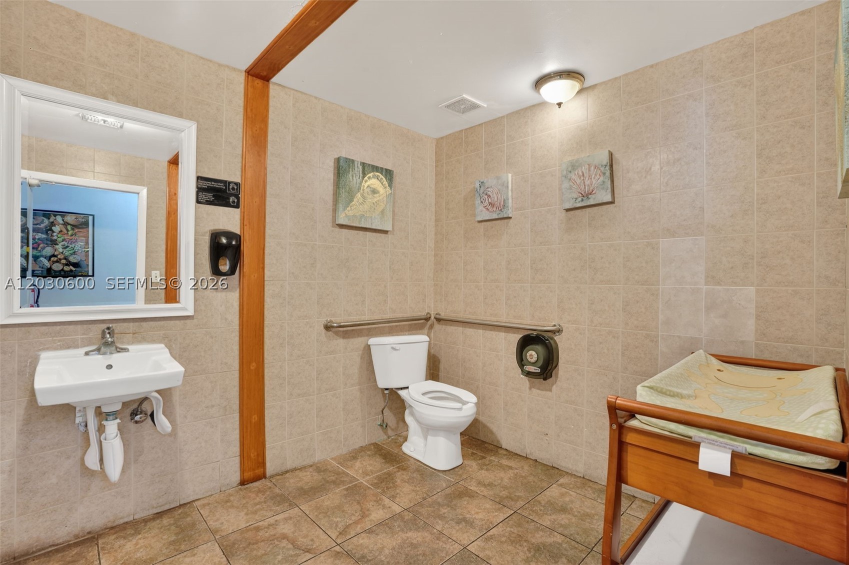 Turnkey Pompano Beach Restaurant Property Photo 23