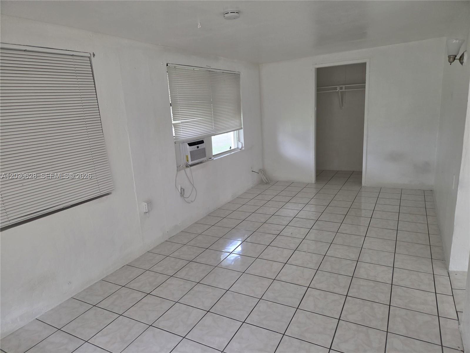 5605 Taylor St 1 Property Photo 8