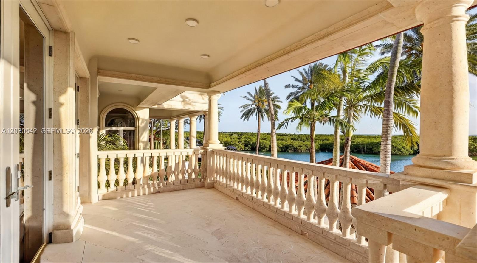 260 Cape Florida Dr Property Photo 39