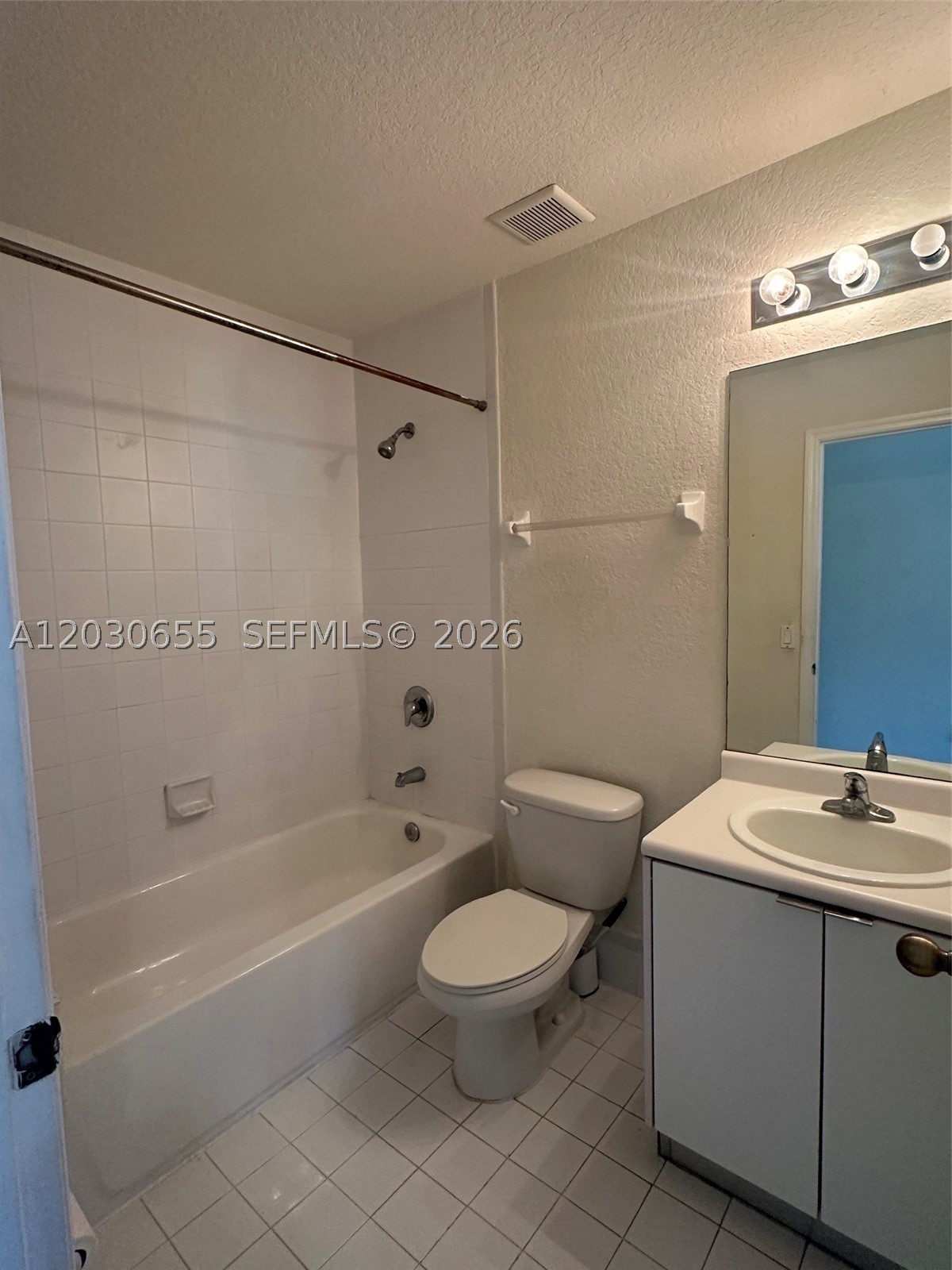 2330 Se 10th St 2330 Property Photo 18
