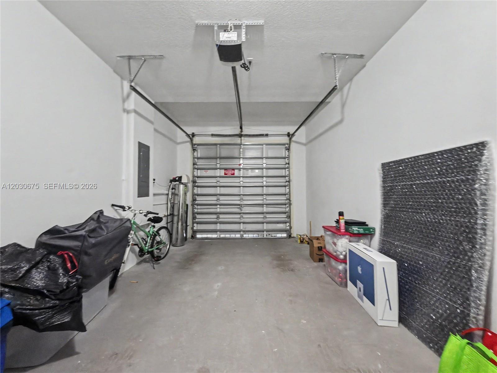 10718 Nw 76th Ln Property Photo 21