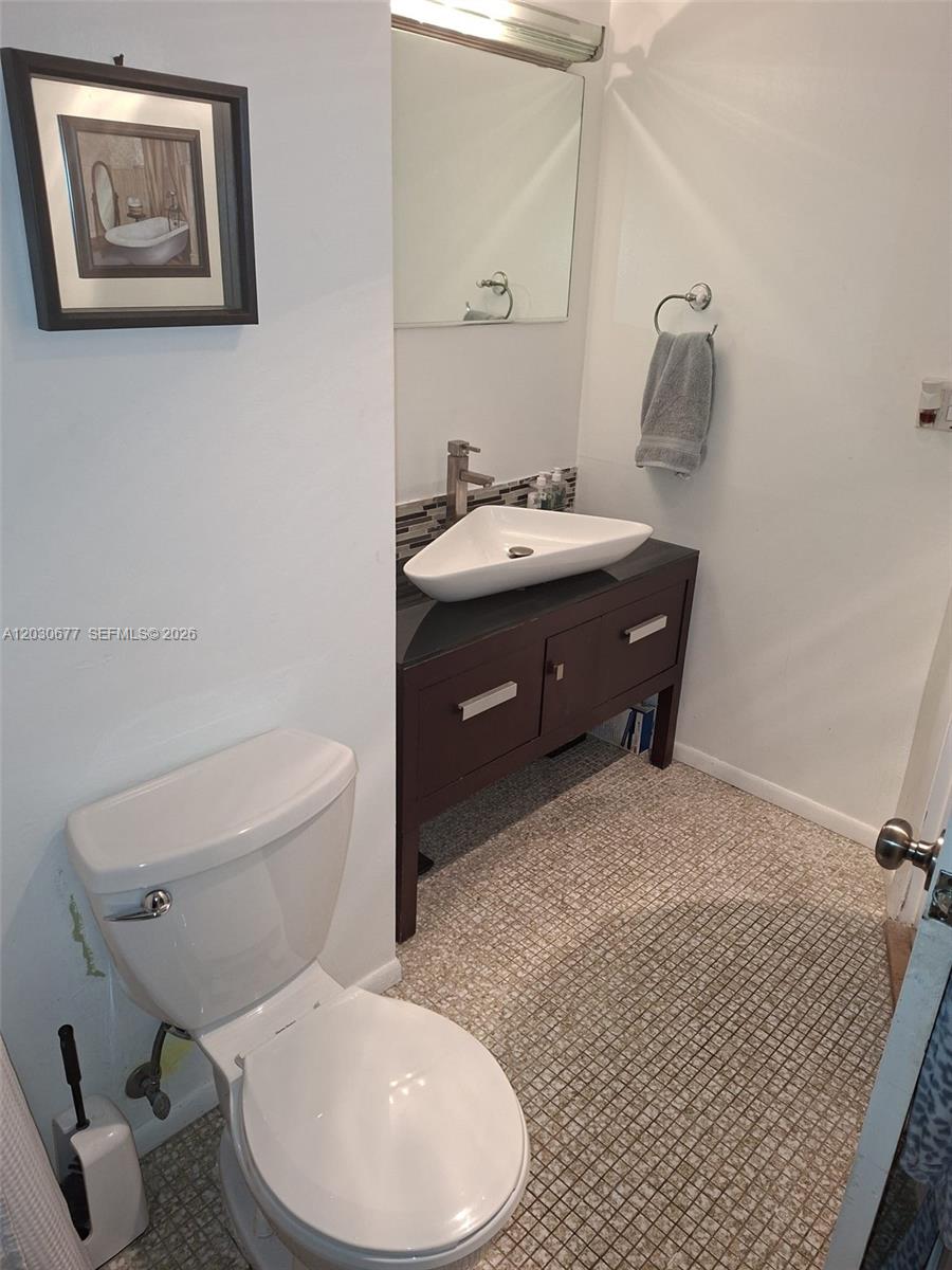 3545 Ne 166th St 908 Property Photo 15