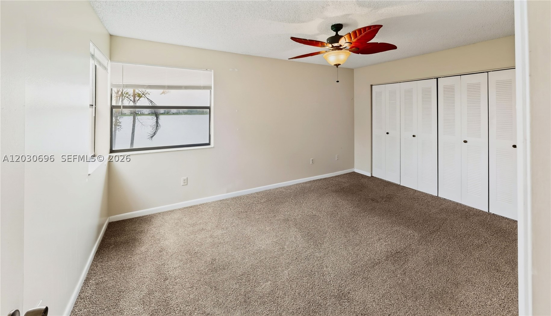 889 Hamilton Dr 889e Property Photo 19