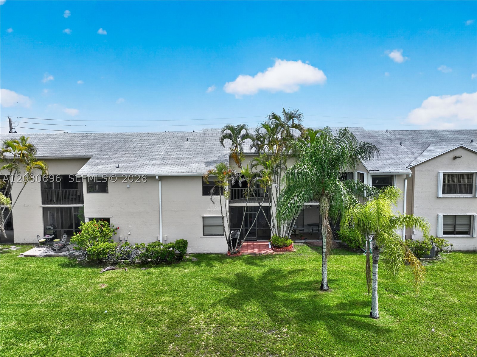 889 Hamilton Dr 889e Property Photo 40