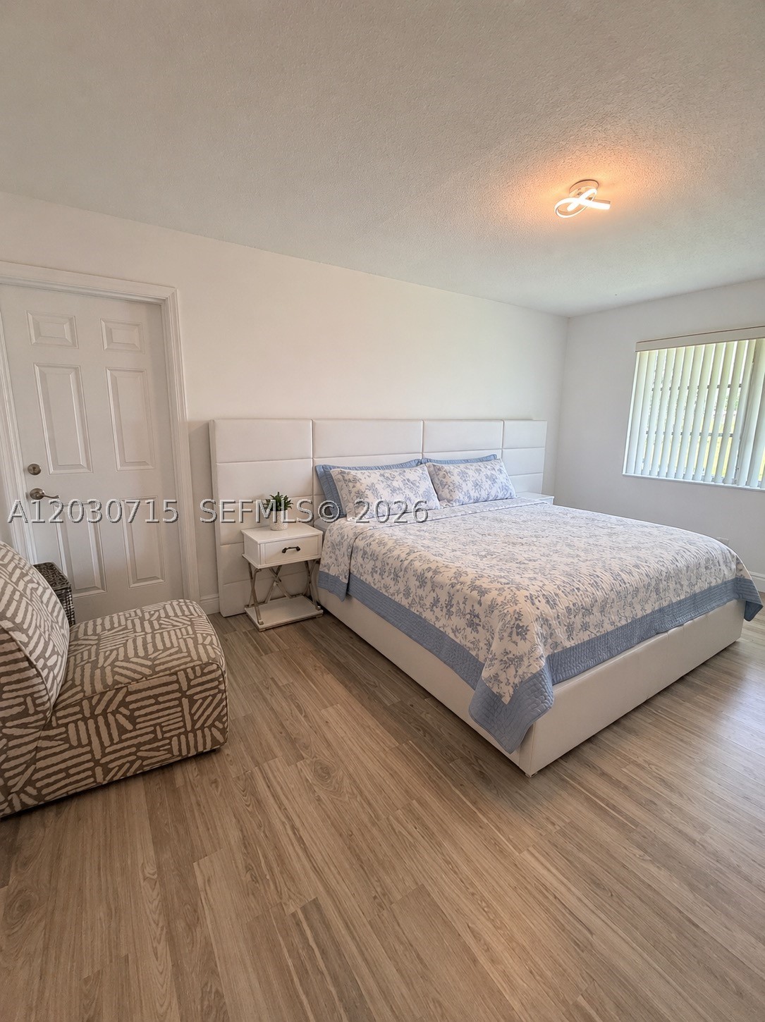200 E High Point Ct E D Property Photo 9