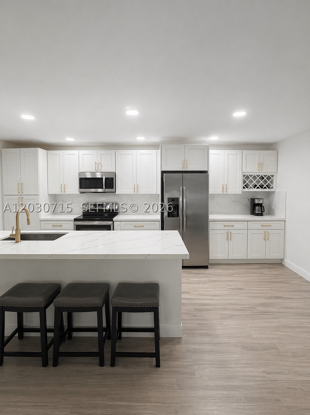 200 E High Point Ct E D Property Photo 12