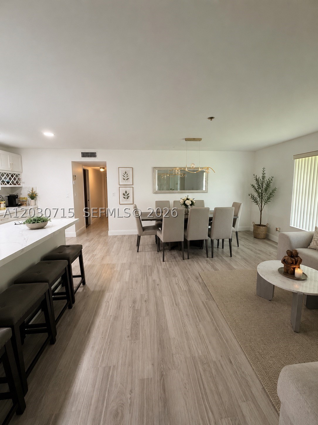 200 E High Point Ct E D Property Photo 16