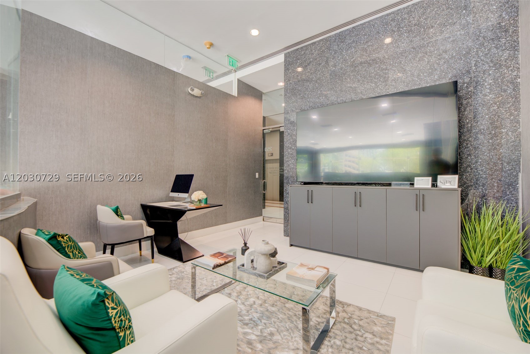 1200 Brickell Ave 200-k Property Photo 6