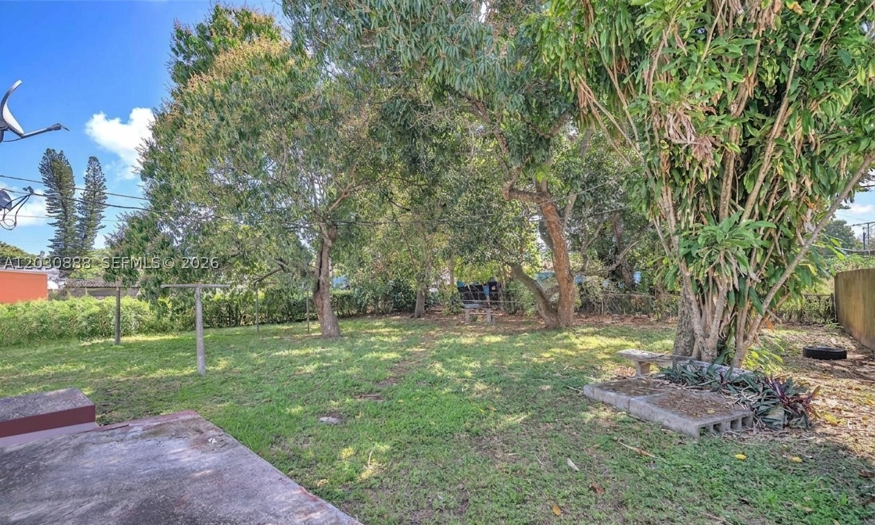 1236 Jann Ave Property Photo 3