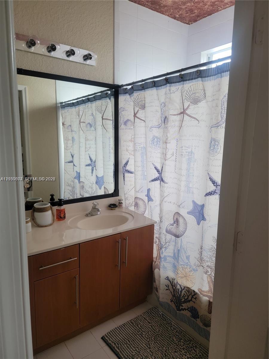 2407 Se 14th St Property Photo 8